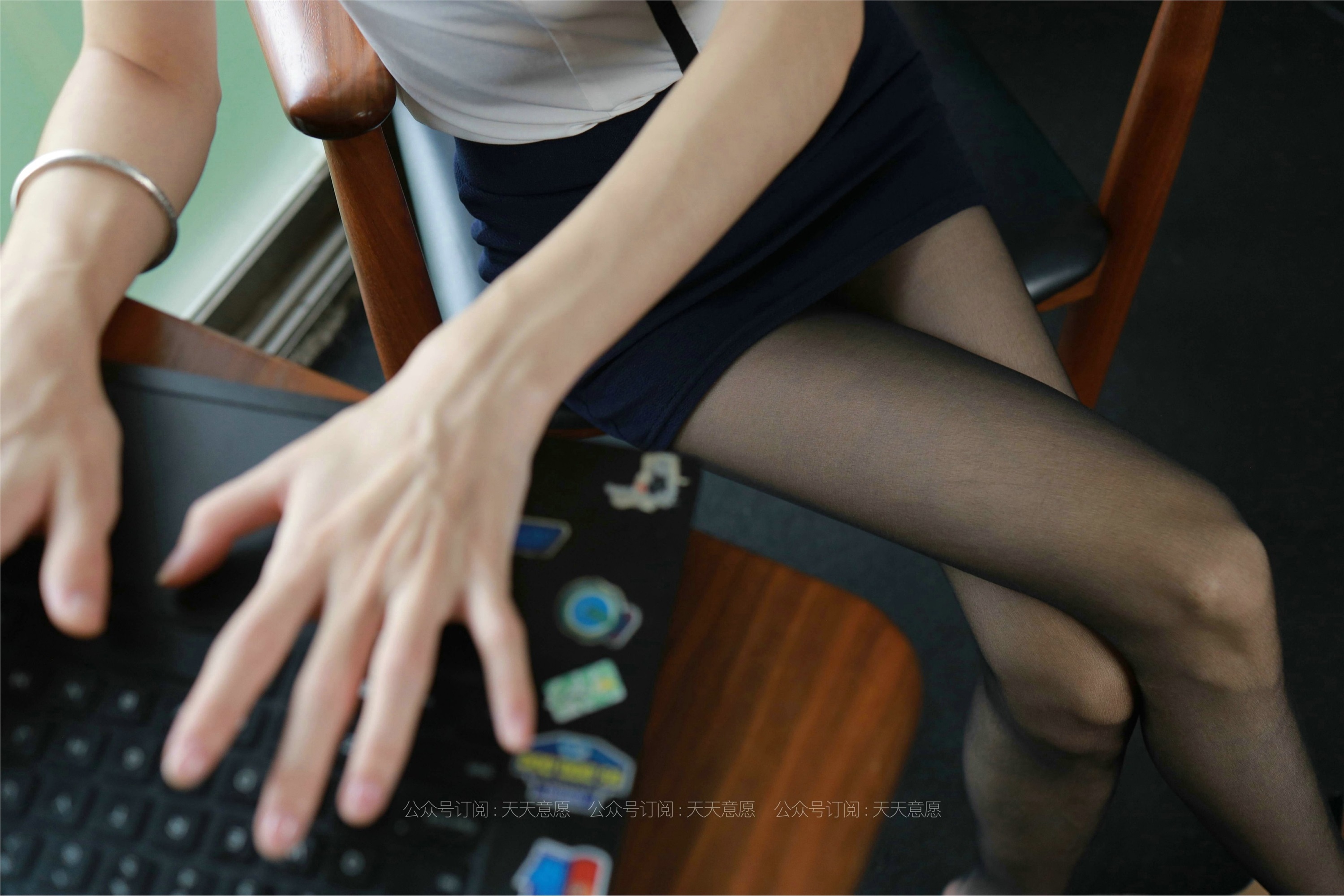 IESS异思趣向  2021.08.13 丝享家888：小六《美女办公室》